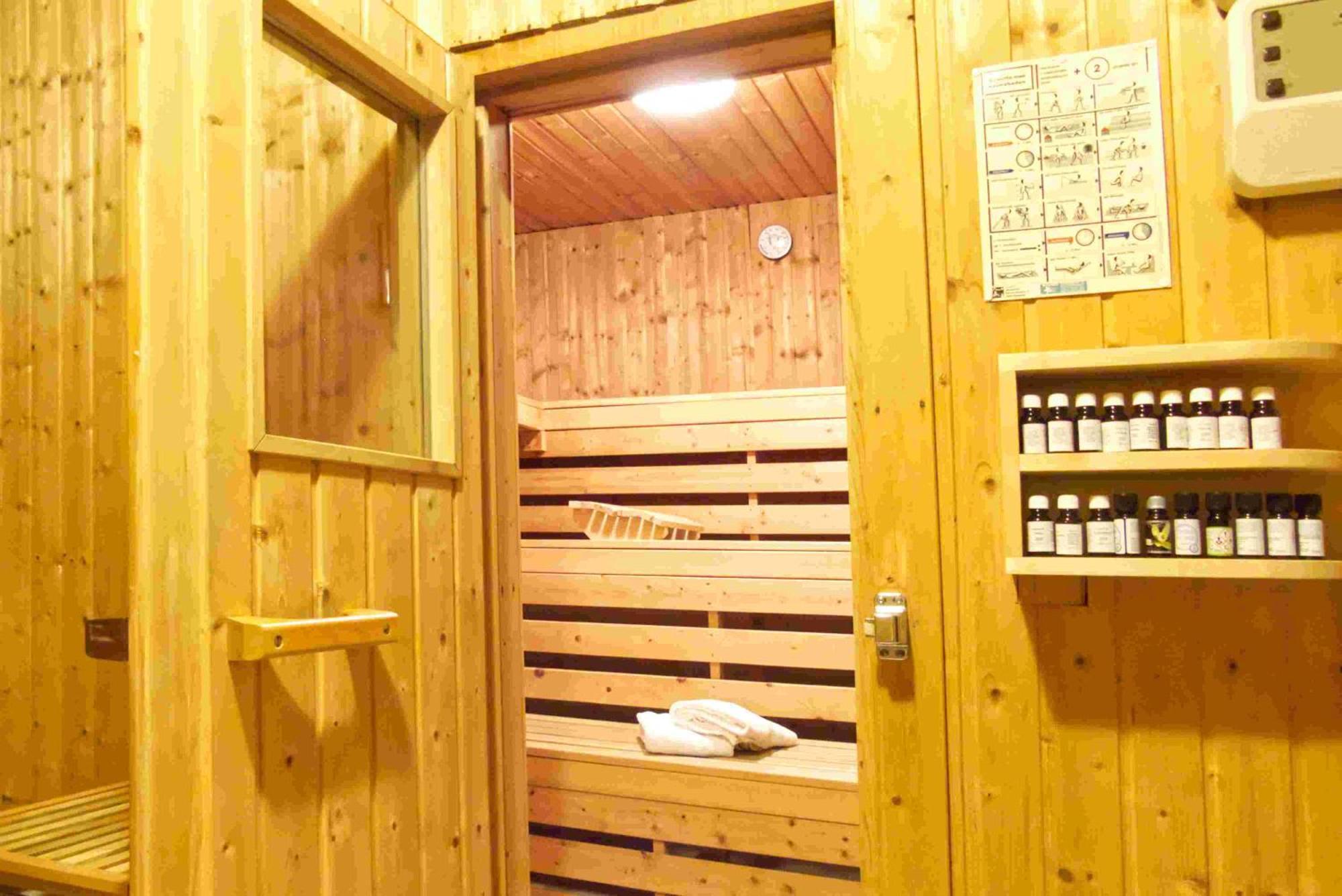 Garnihotel Zur Linde - Bayerischer Wald - Aktivcard Mit 154 Kostenfreien Leistungen - Kostenloser Parkplatz Лоберг Екстер'єр фото